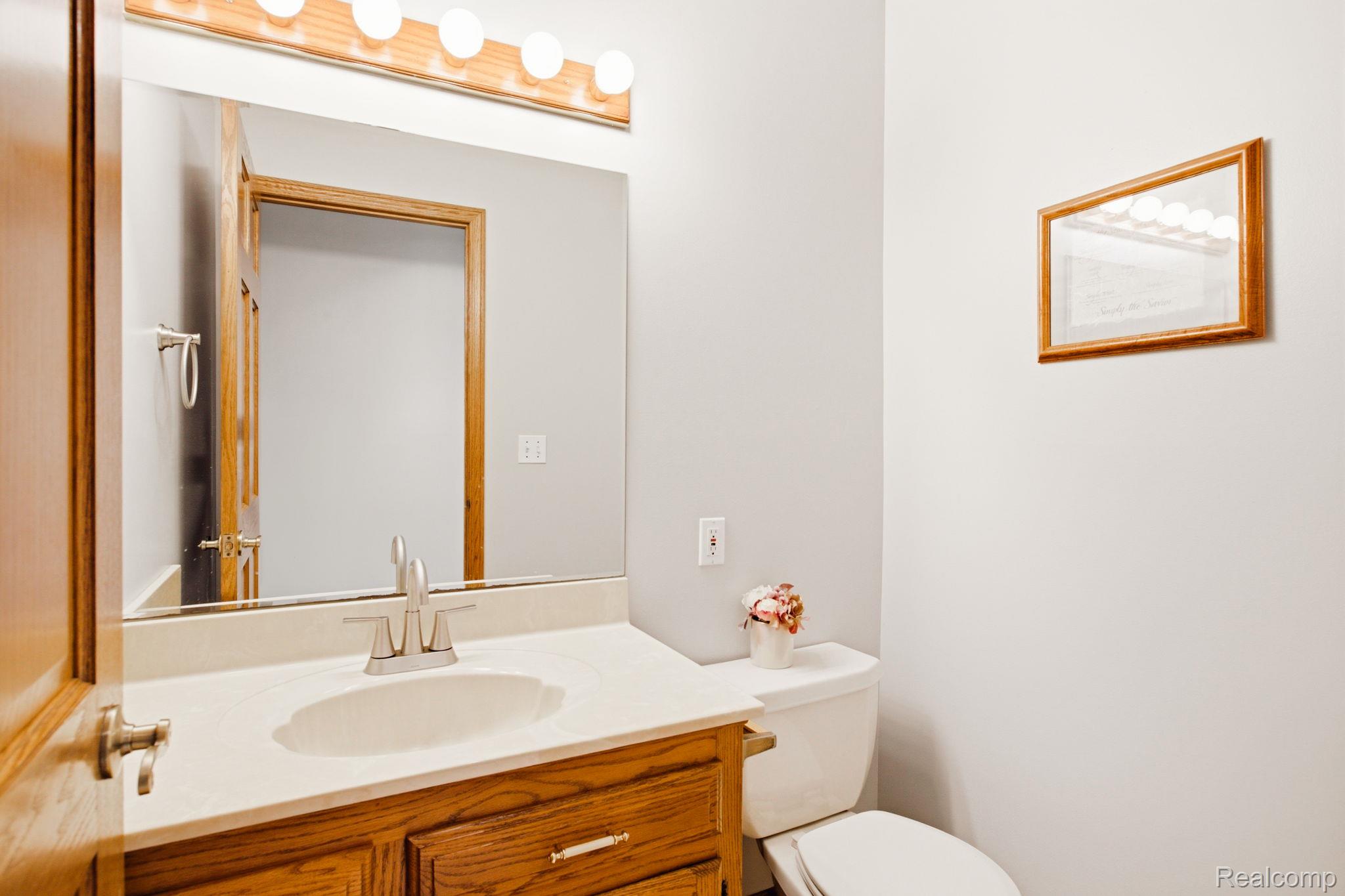 3121 Abbottsford Road North Street, MI 48049 - Photo 26 of 39 3121 Abbottsford Rd (22).jpg
