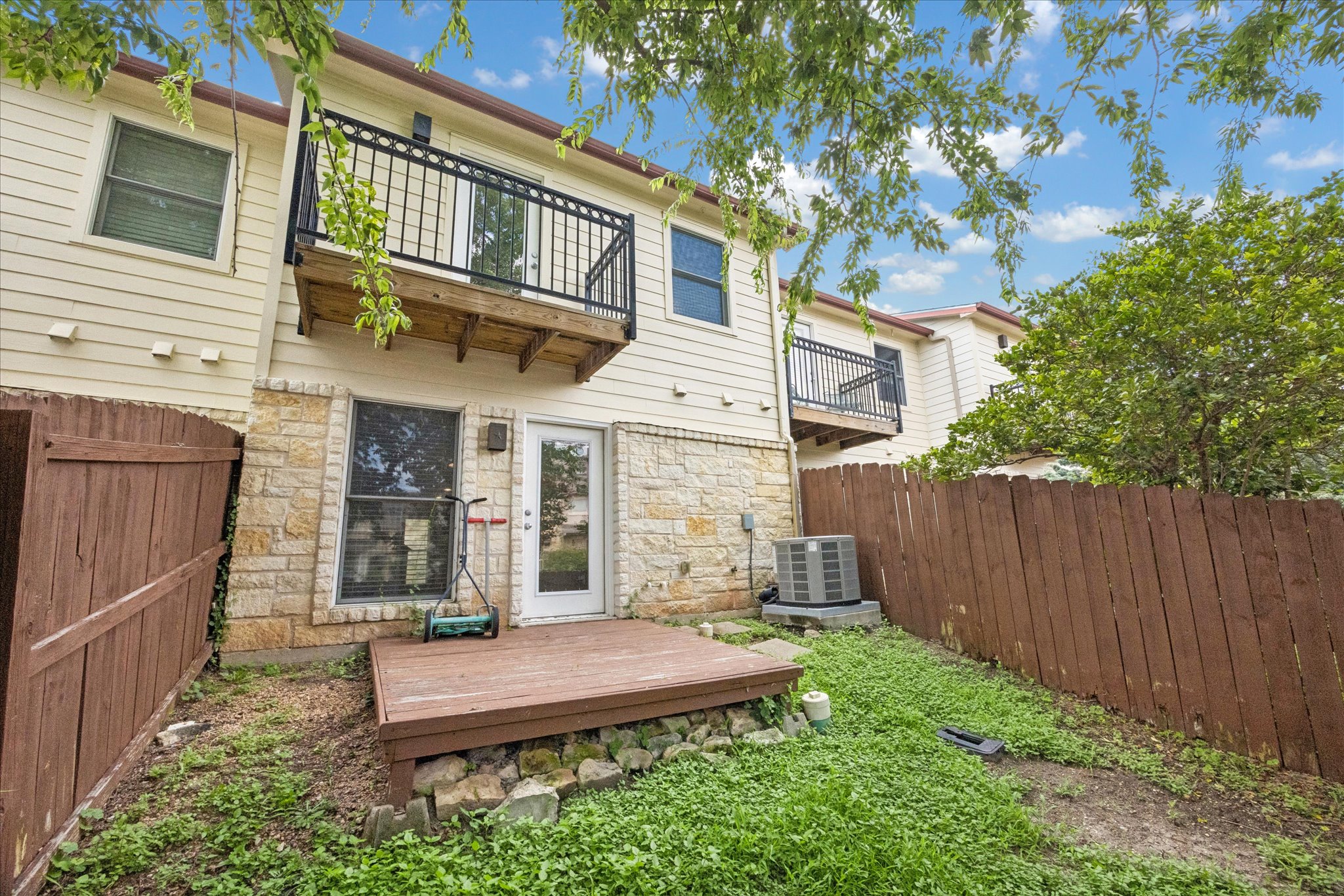 6900 East Riverside Drive, Unit 31 Austin, TX 78741 - Photo 15 of 18