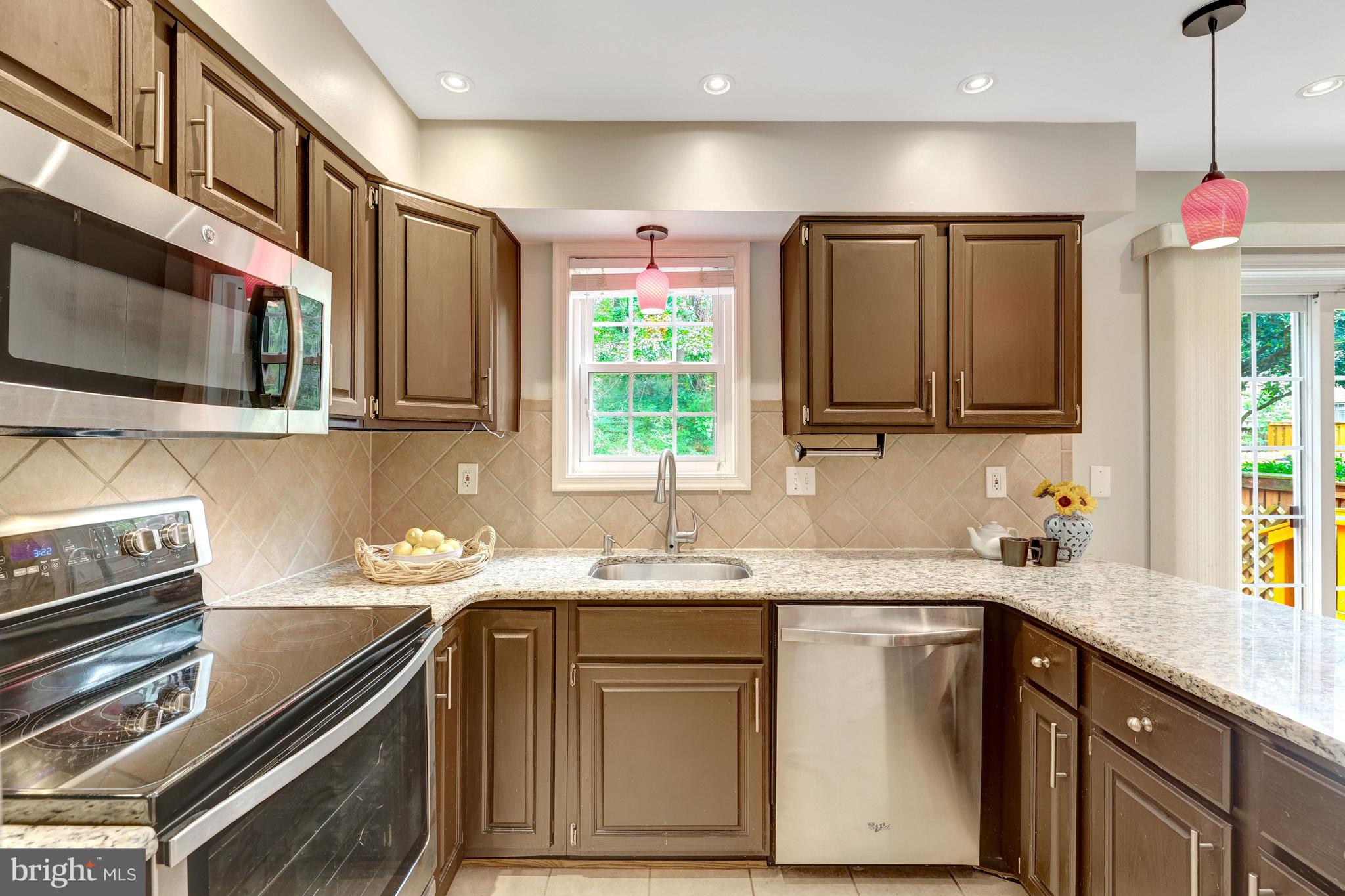 11992 Sentinel Point Court Reston, VA 20191 - Photo 19 of 49 Plenty of storage and prep space