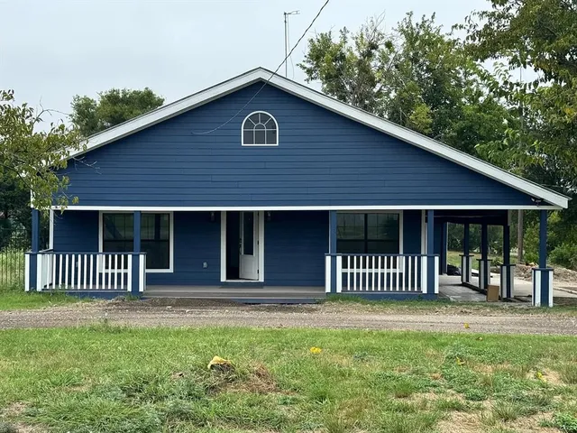$3,195 | 424 Martin Duke Road, Van Alstyne, TX 75495