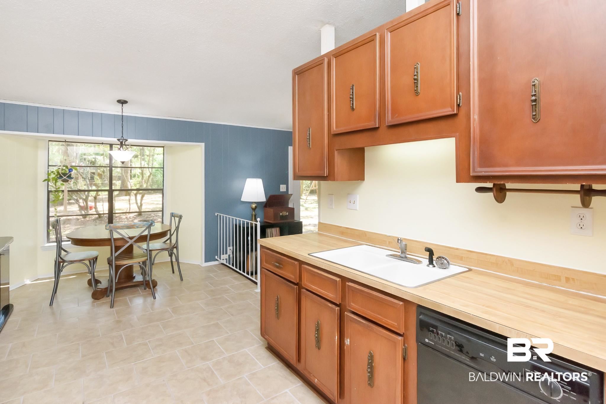 5813 Long Meadow Road Mobile, AL 36609 - Photo 13 of 30