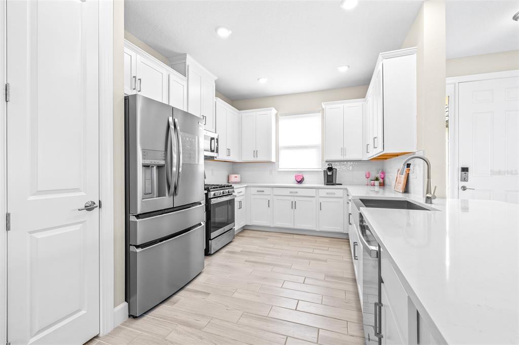 4639 Garofalo Road Wesley Chapel, FL 33543 - Photo 19 of 55