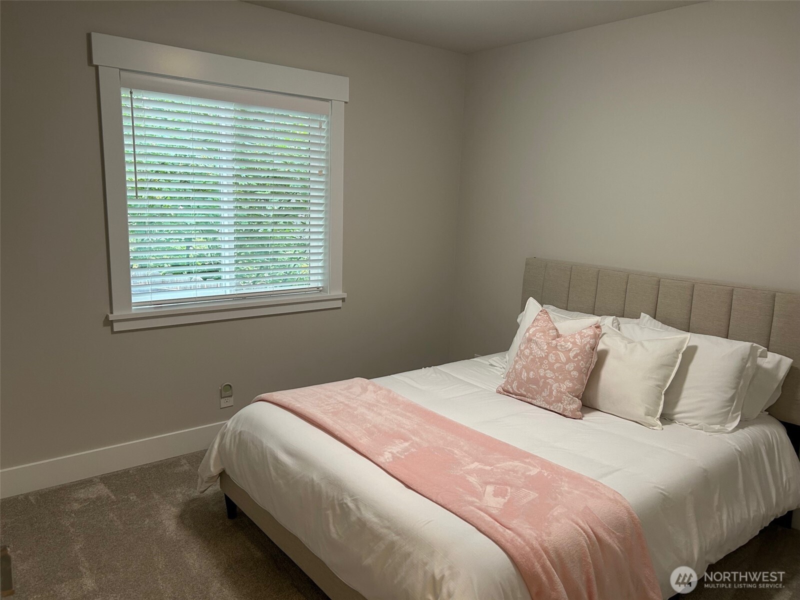 3016 Memory Lane Leavenworth, WA 98826 - Photo 10 of 19 a bedroom with a bed and a window