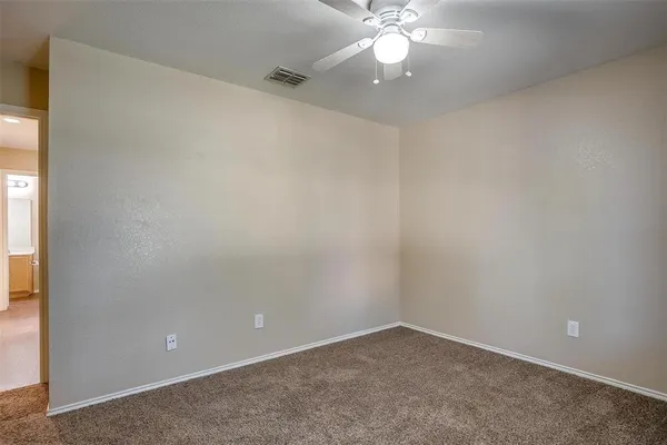 $1,800 | 1108 West Cottonwood Drive, Crowley, TX 76036