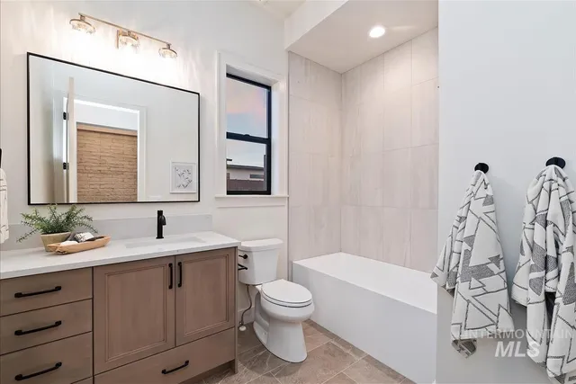 $1,069,900 | 9989 West Bouvardia Street, Star, ID 83669