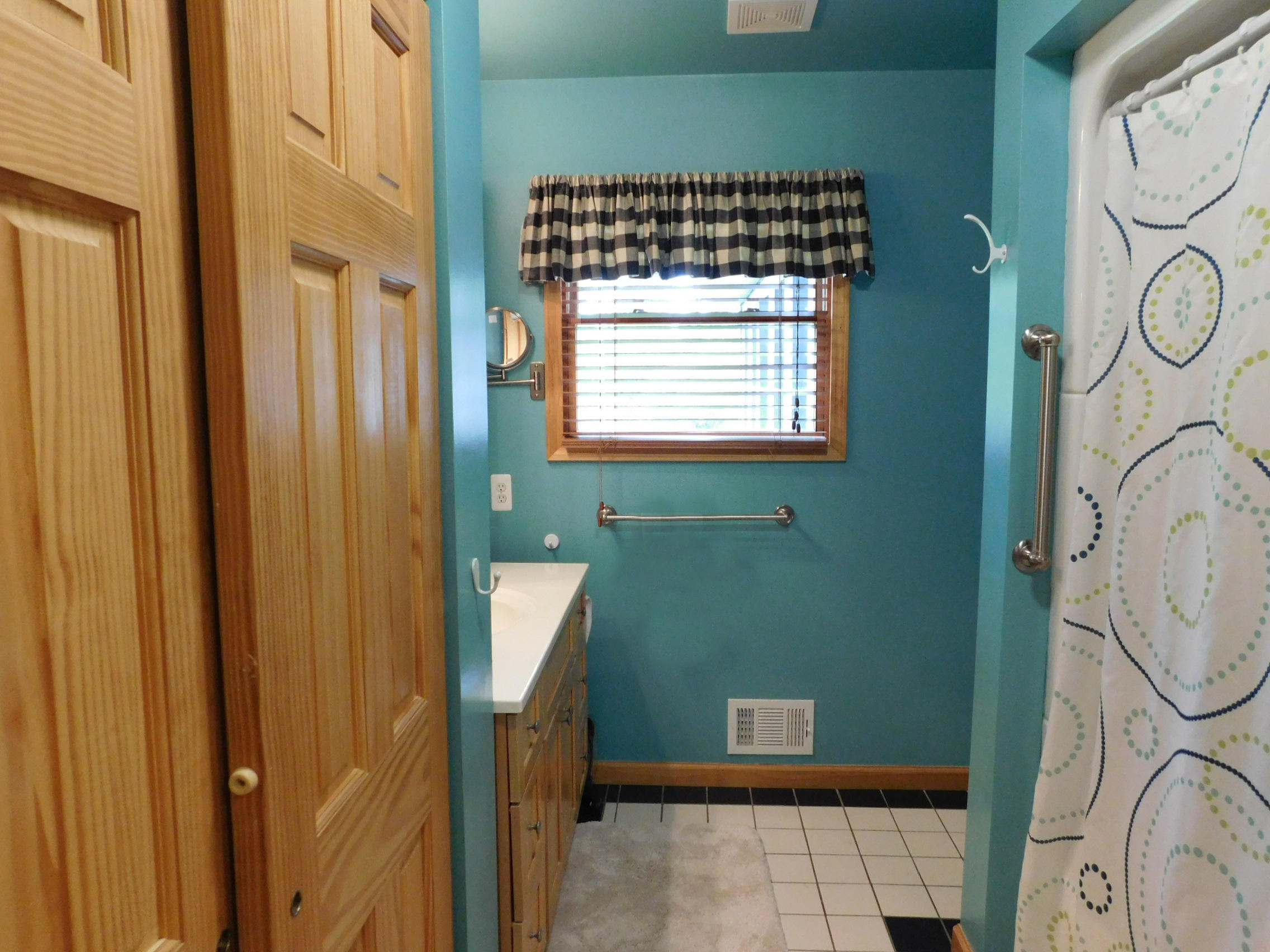 8980 Bayview Road Onekama, MI 49675 - Photo 36 of 45 DSCN4847