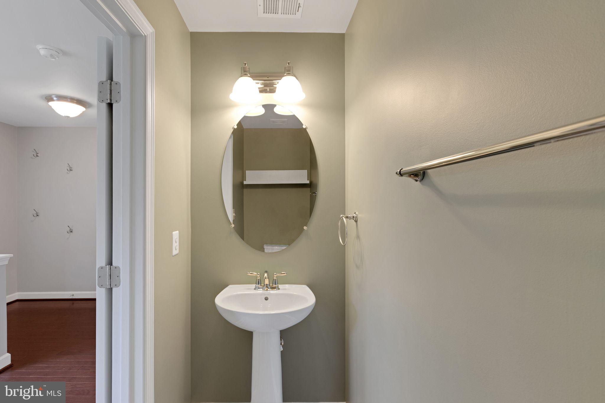 15713 Murphys Tin Street Silver Spring, MD 20906 - Photo 22 of 57 Half Bath