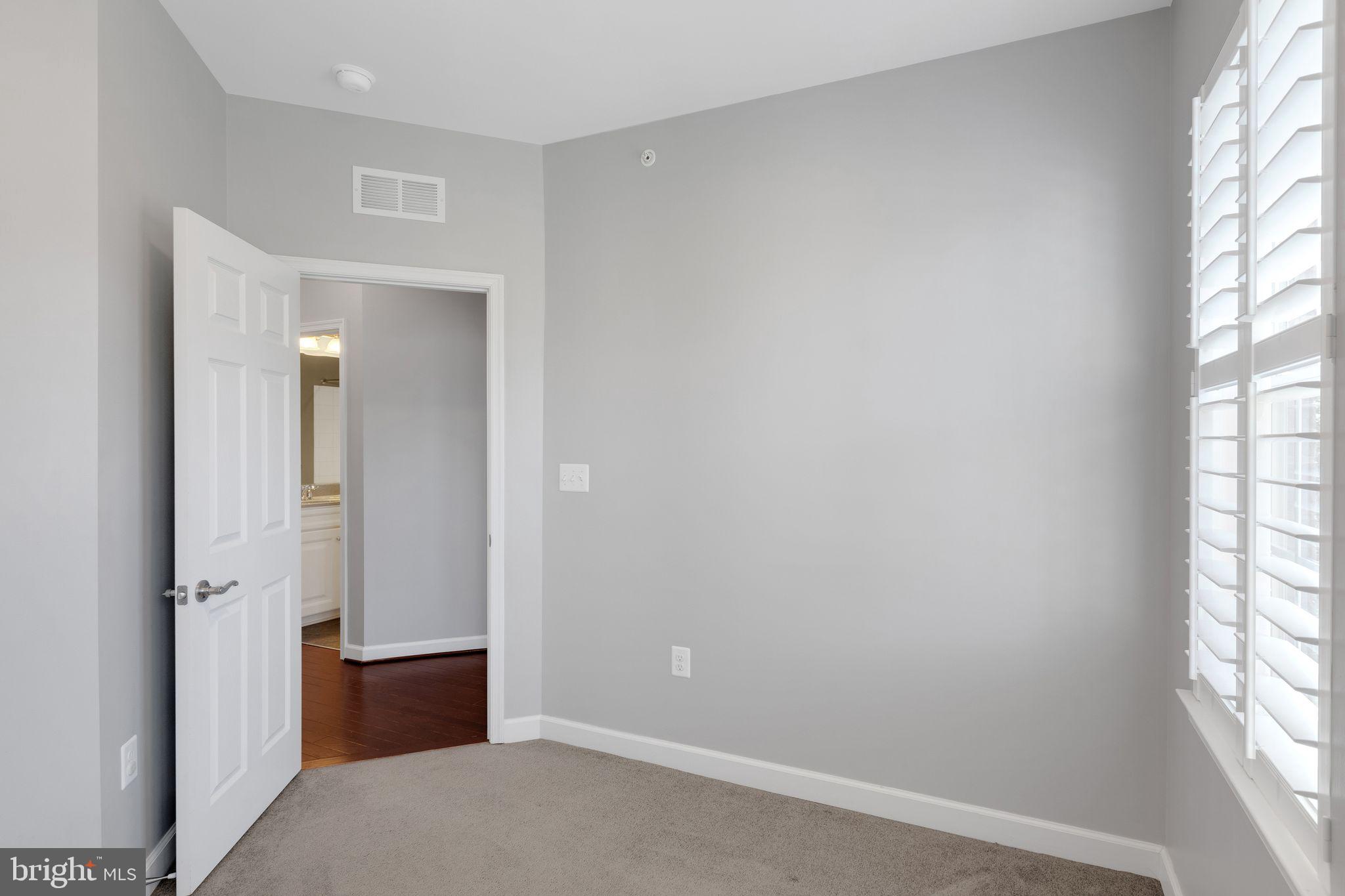 15713 Murphys Tin Street Silver Spring, MD 20906 - Photo 34 of 57 9x10 - Bedroom 3