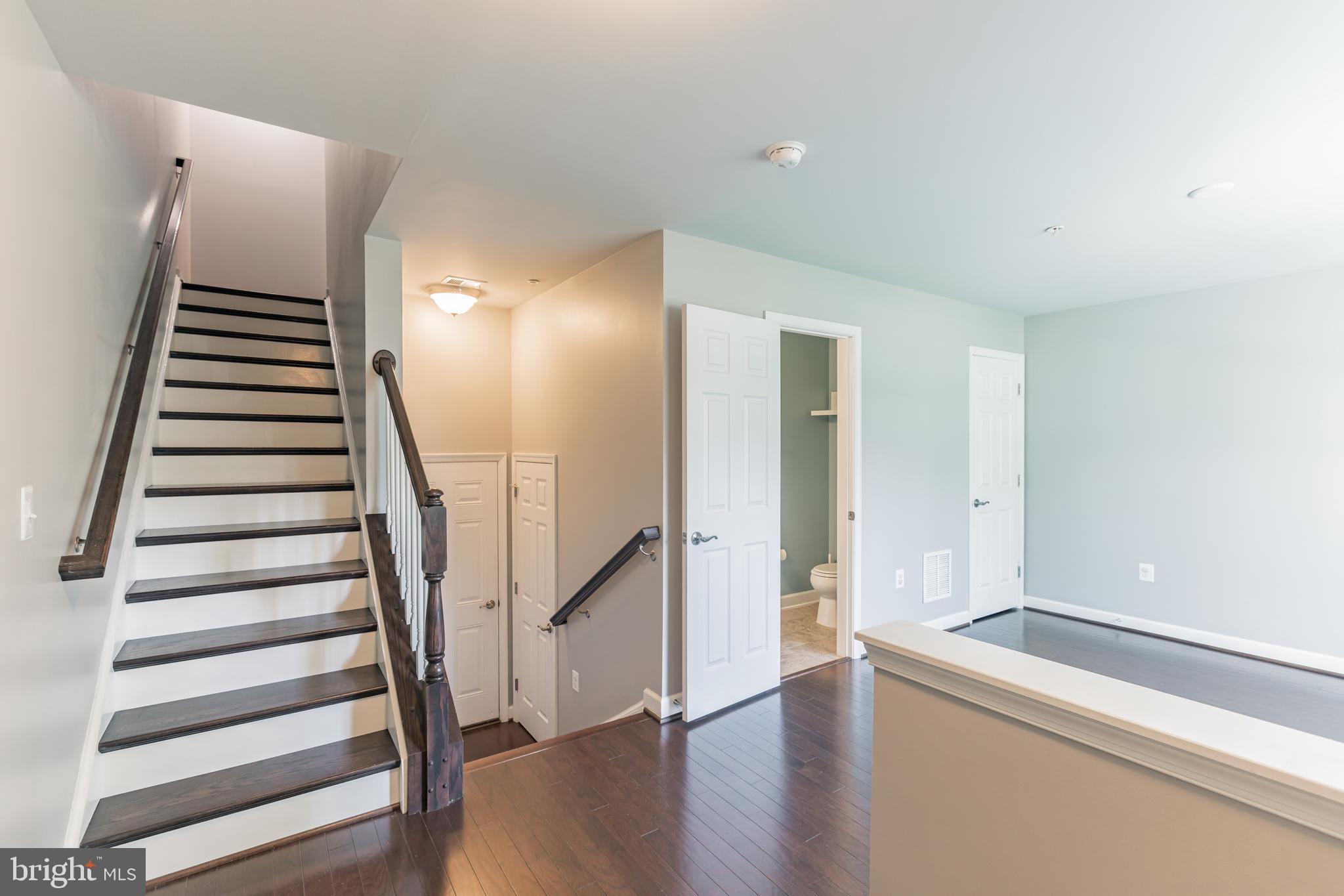 15713 Murphys Tin Street Silver Spring, MD 20906 - Photo 7 of 57 19x11 - Main Entrance