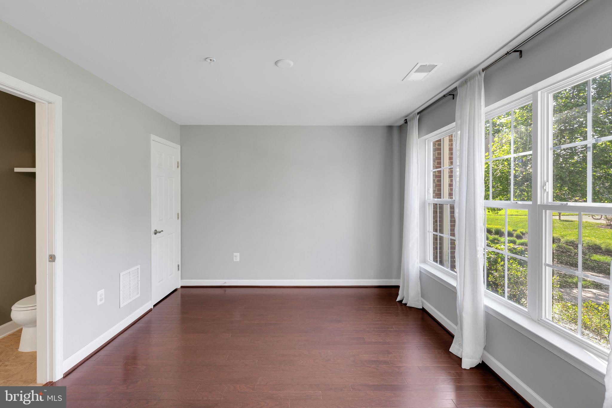 15713 Murphys Tin Street Silver Spring, MD 20906 - Photo 8 of 57 Entrance View