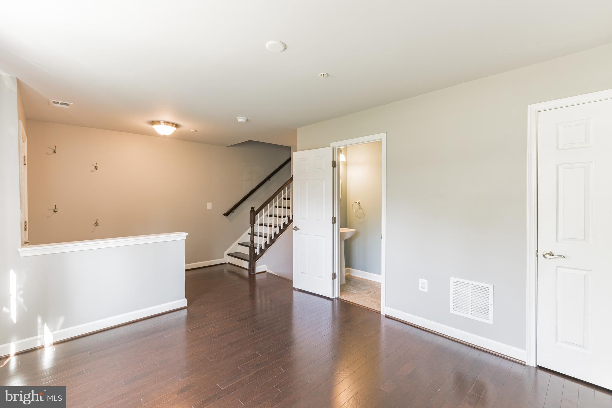 15713 Murphys Tin Street Silver Spring, MD 20906 - Photo 10 of 57 Stairs leading to the kItchen