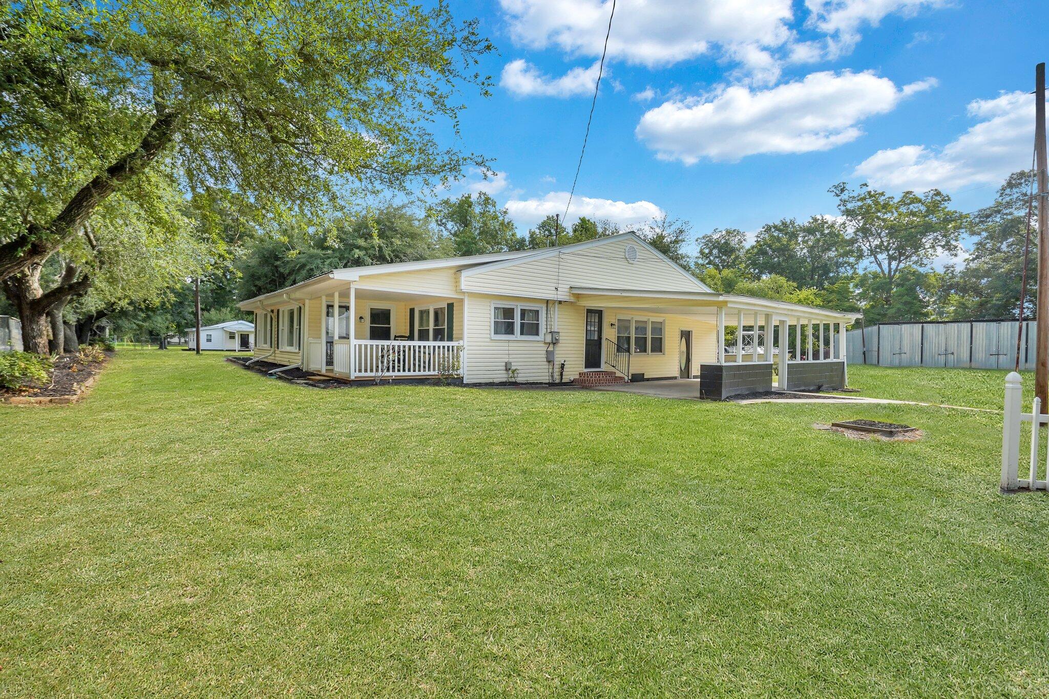 10841 Highway 260, Unit 1 & 2 Manning, SC 29102 - Photo 1 of 47 1-web-or-mls-DSC03486_1