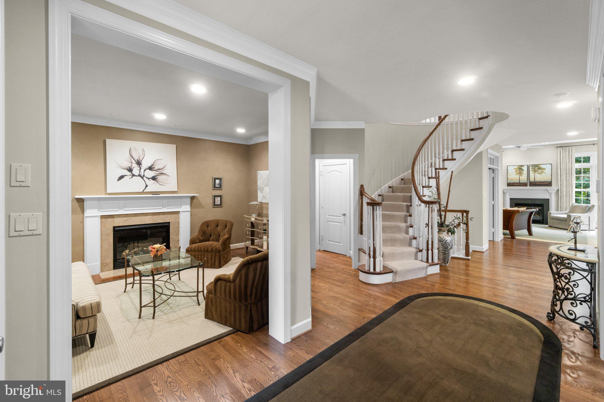 23053 Olympia Drive Brambleton, VA 20148 - Photo 5 of 82