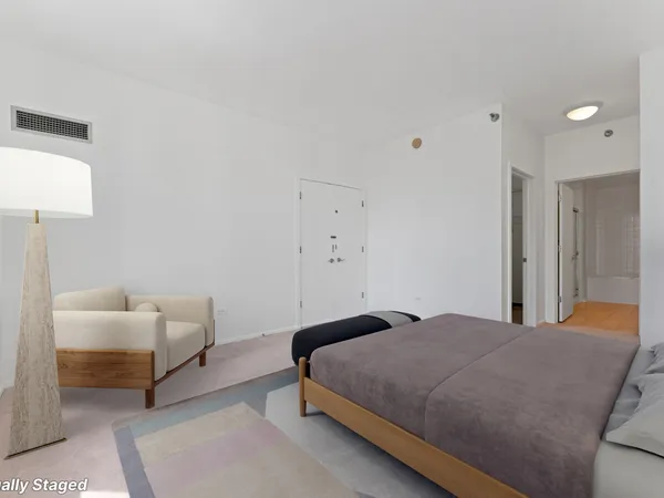 $525,000 | 330 North Jefferson Street, Unit 1704, Chicago, IL 60661