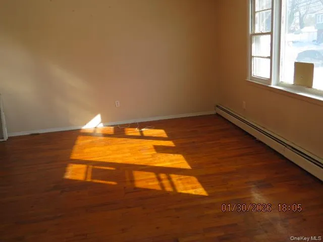 $449,900 | 334 Robbins Street, Lindenhurst, NY 11757