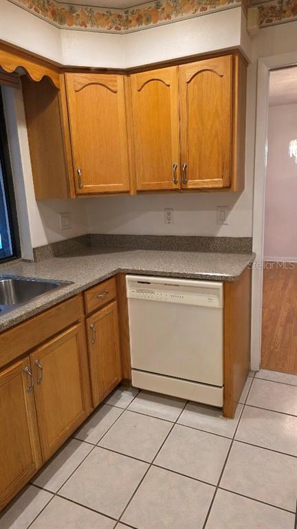 70 Furness Place Palm Coast, FL 32137 - Photo 30 of 30 a utility room with cabinets