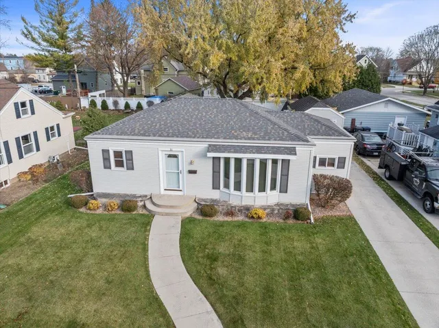 $229,900 | 311 Park Street, Plymouth, WI 53073