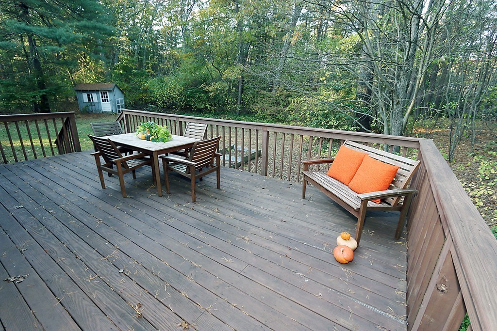 26 Willow Road Sudbury, MA 01776 - Photo 15 of 19 Gallery Image 15