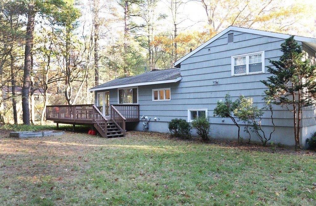 26 Willow Road Sudbury, MA 01776 - Photo 17 of 19 Gallery Image 17
