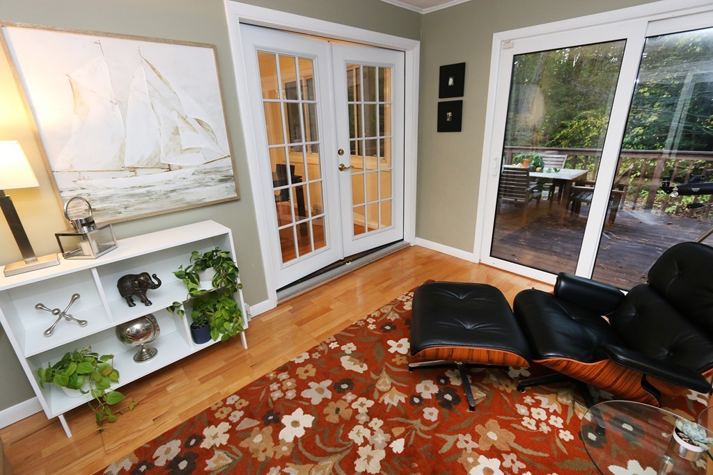 26 Willow Road Sudbury, MA 01776 - Photo 7 of 19 Gallery Image 7