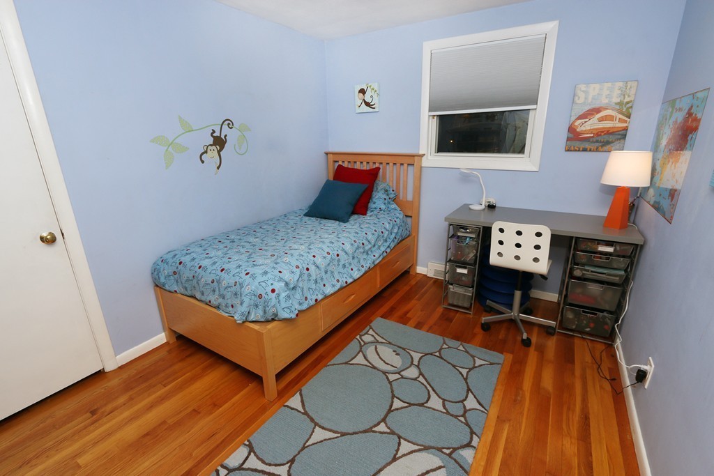 26 Willow Road Sudbury, MA 01776 - Photo 9 of 19 Gallery Image 9