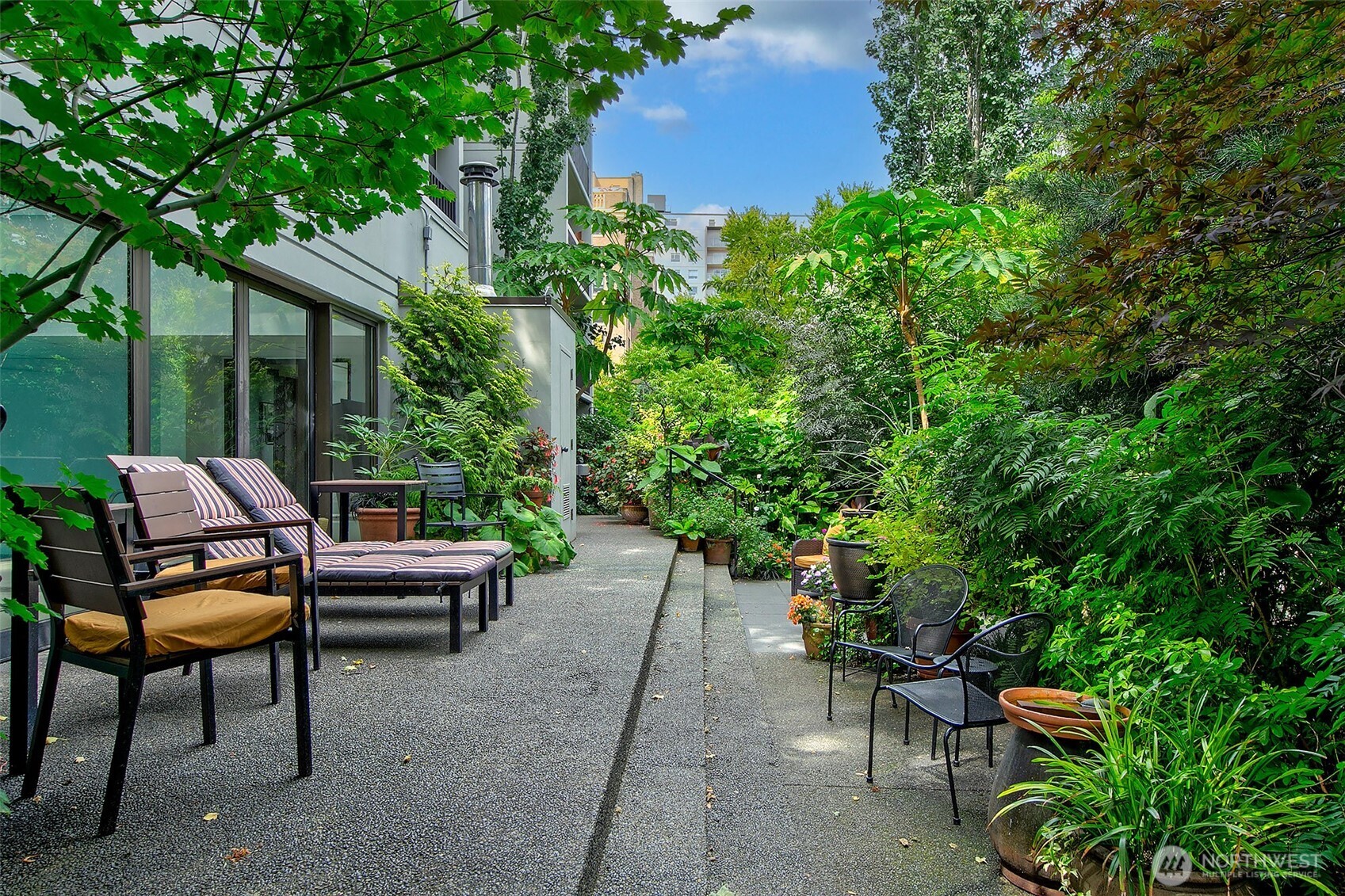 1101 Seneca Street, Unit 1301 Seattle, WA 98101 - Photo 36 of 40 an outdoor sitting area with furniture and garden