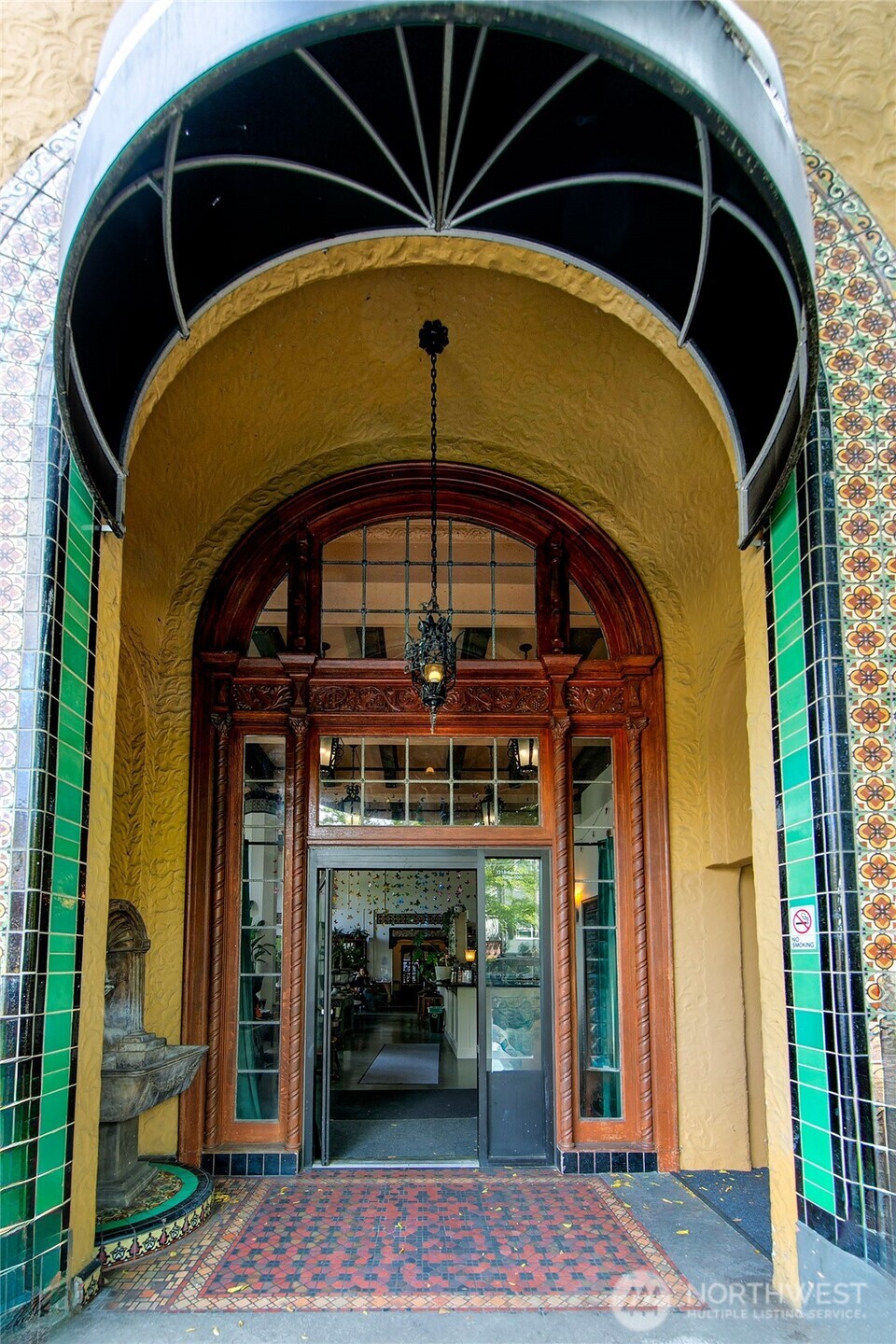 1101 Seneca Street, Unit 1301 Seattle, WA 98101 - Photo 37 of 40