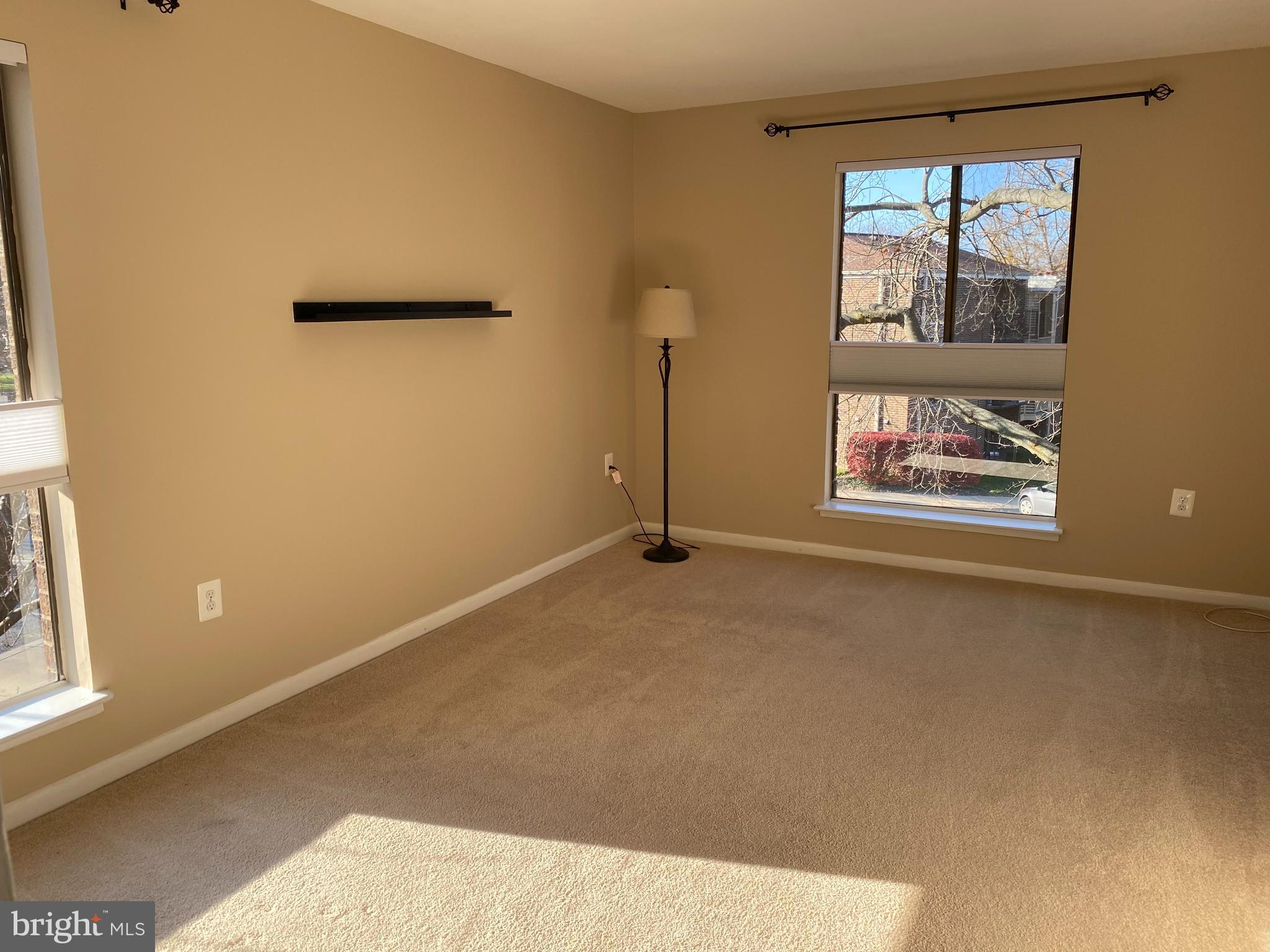 17811 Buehler Road, Unit 2B2 Olney, MD 20832 - Photo 6 of 8 Main Bedroom