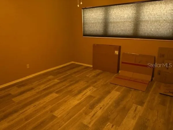 $1,900 | 2380 World Pkwy Boulevard, Unit 42, Clearwater, FL 33763