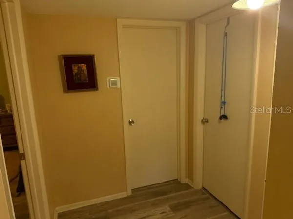 $2,000 | 2380 World Pkwy Boulevard, Unit 42, Clearwater, FL 33763