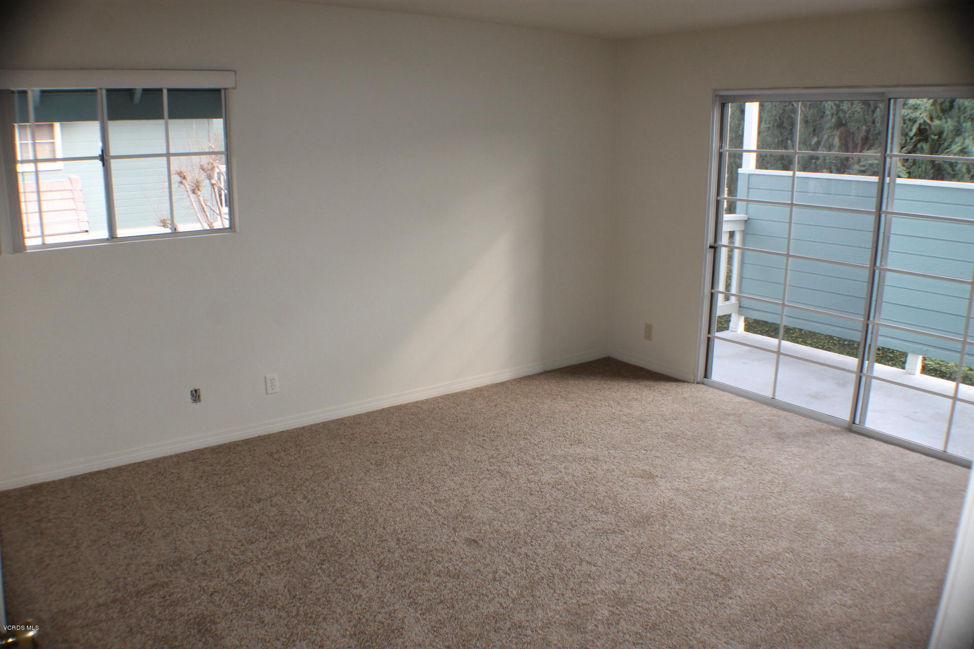 1878 Rory Lane, Unit 2 Simi Valley, CA 93063 - Photo 13 of 30 an empty room with windows
