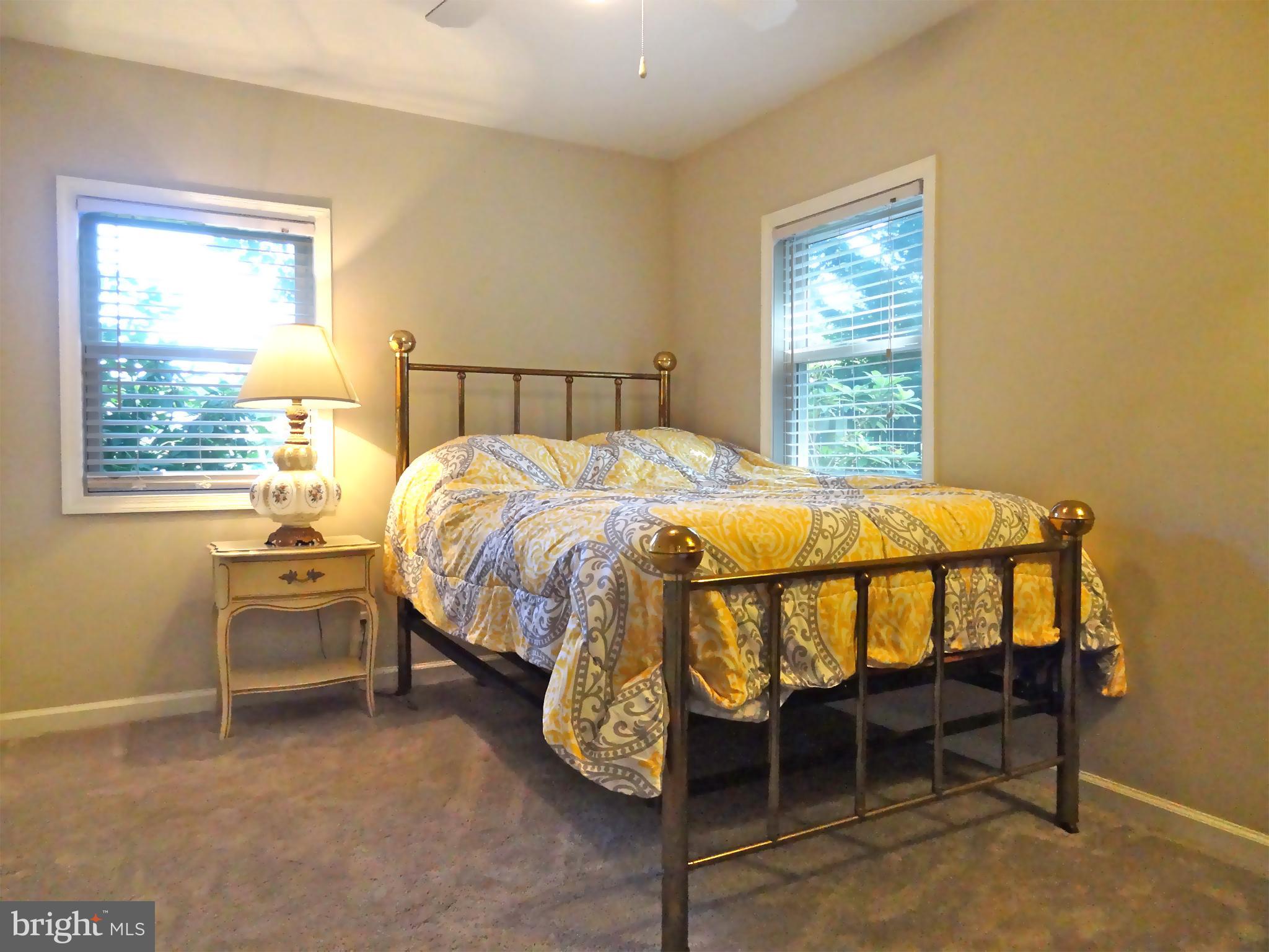 895 Woods Road Pasadena, MD 21122 - Photo 14 of 27 GUEST BEDROOM
