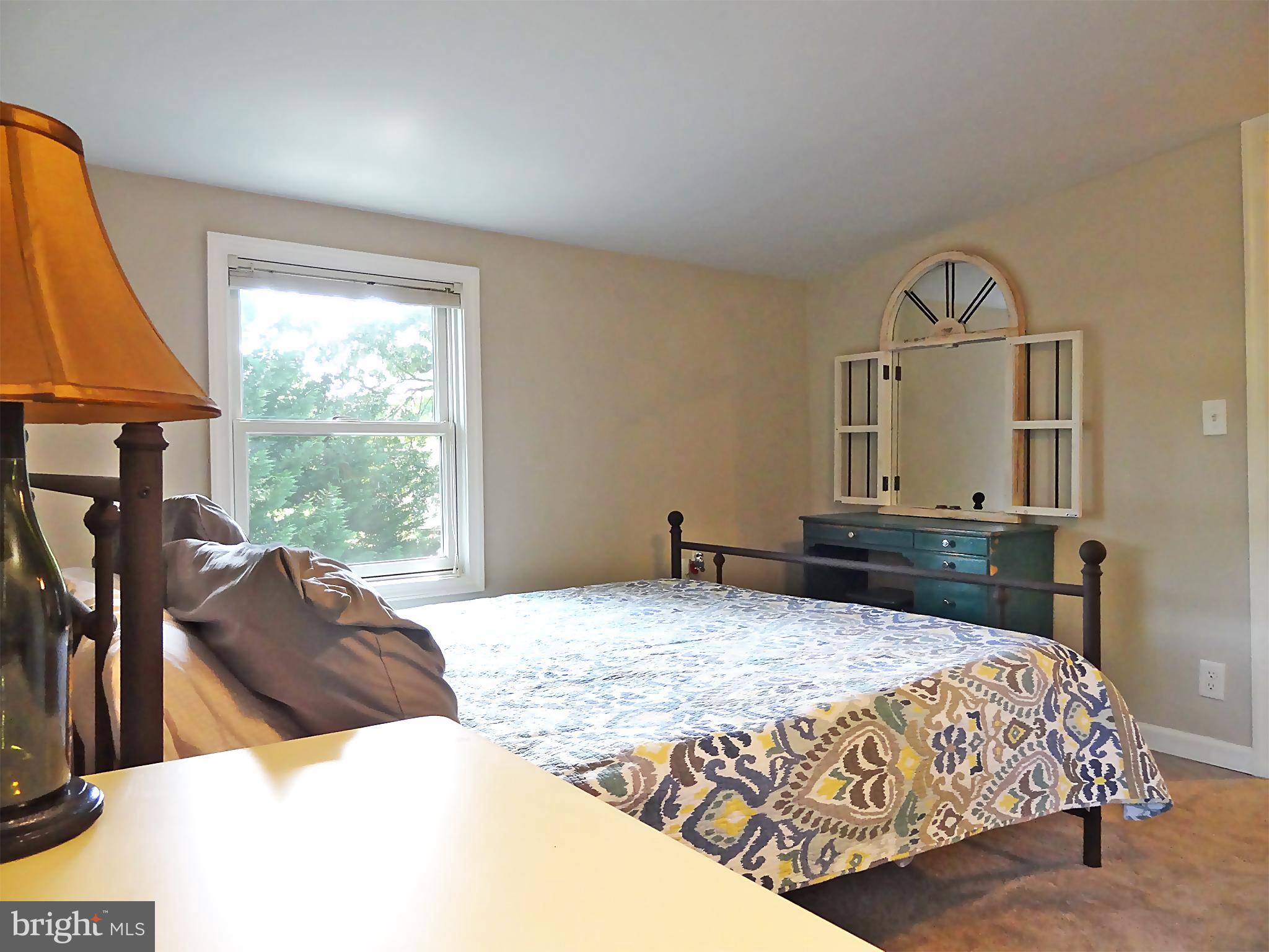 895 Woods Road Pasadena, MD 21122 - Photo 18 of 27 MASTER BEDROOM WITH MORE SPACE NOT SHOWN