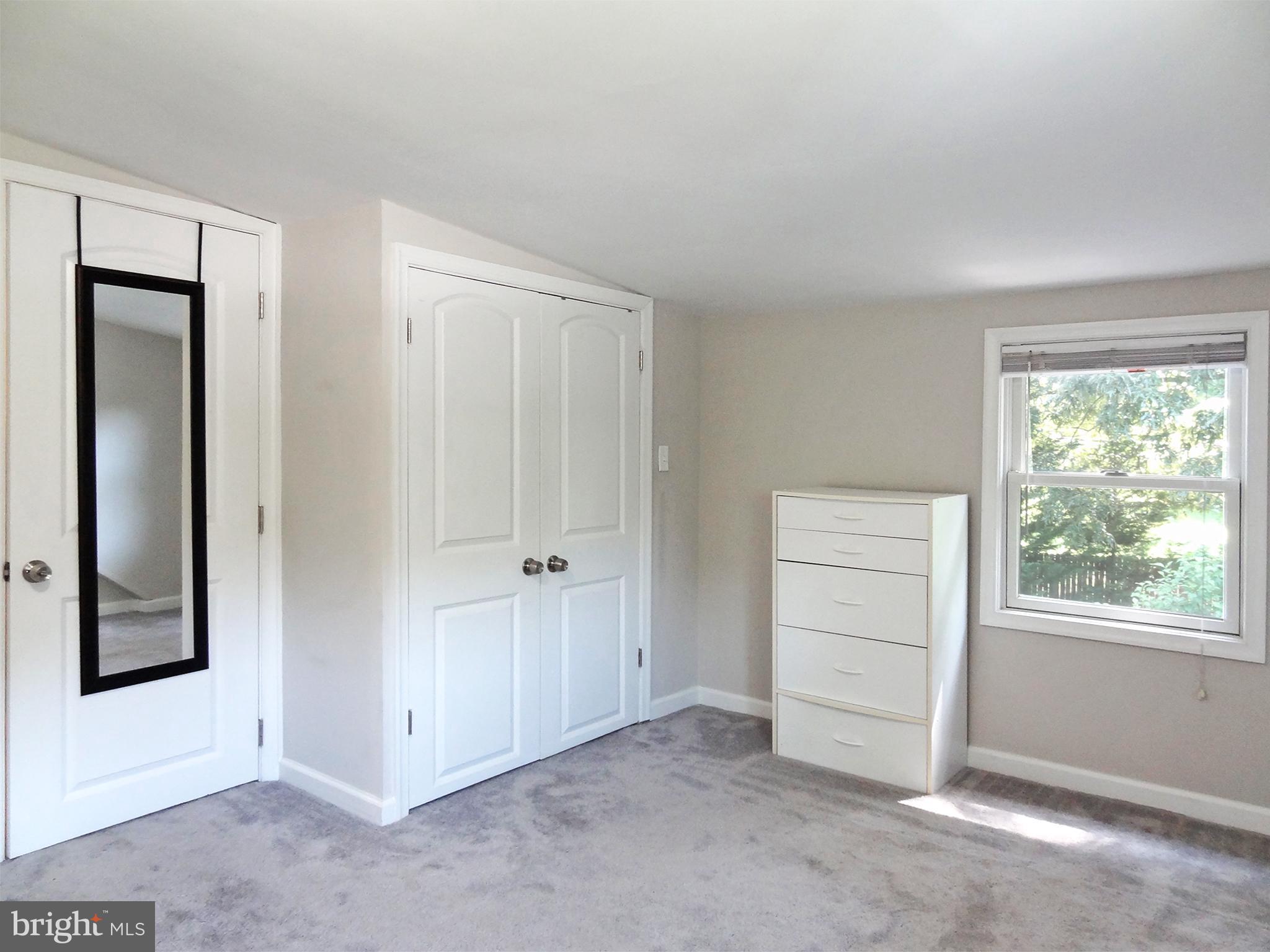 895 Woods Road Pasadena, MD 21122 - Photo 20 of 27 Bedroom