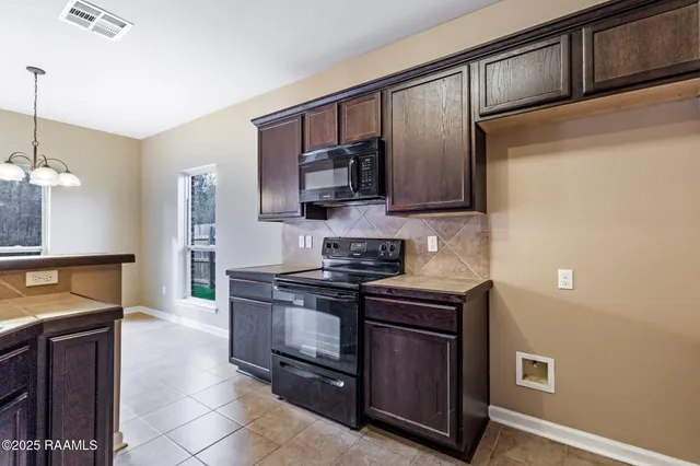 $205,000 | 109 Sunny Oak Trail, Carencro, LA 70520