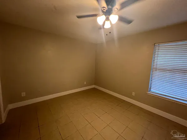 $1,025 | 6394 West Fairfield Drive, Unit B, Pensacola, FL 32506