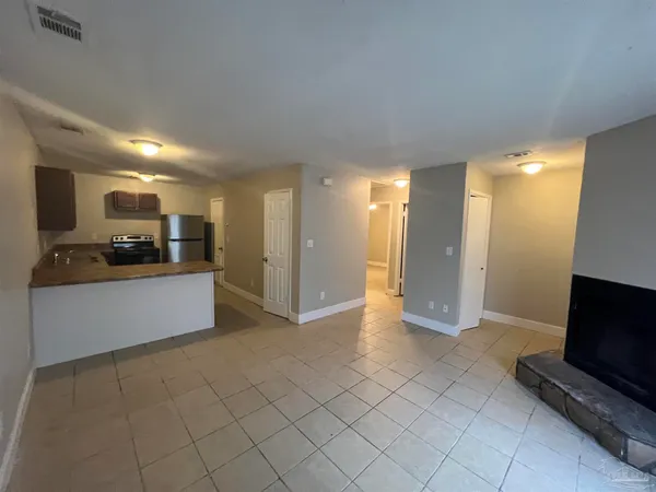 $1,025 | 6394 West Fairfield Drive, Unit B, Pensacola, FL 32506