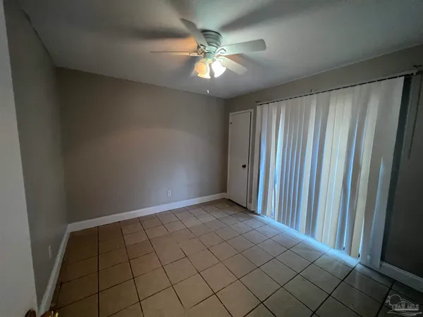 $1,025 | 6394 West Fairfield Drive, Unit B, Pensacola, FL 32506