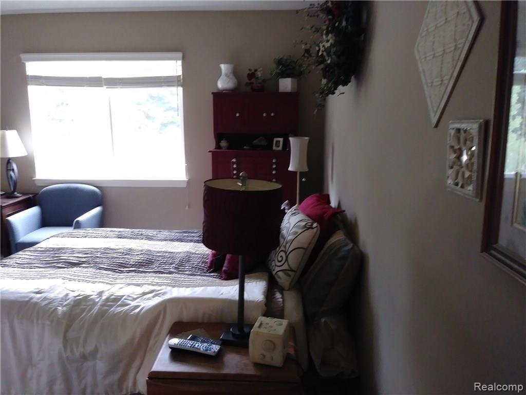 51 Sedum Road, Unit 144 Howell, MI 48843 - Photo 41 of 55 20180816_102047.jpg