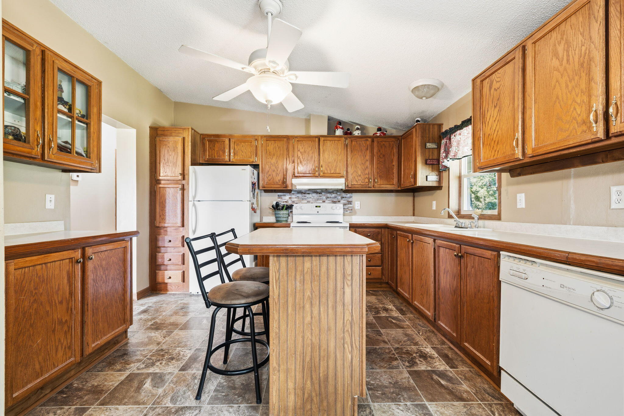 192-194 Cheyenne Road Tunas, MO 65764 - Photo 12 of 75 13-web-or-mls-A-13