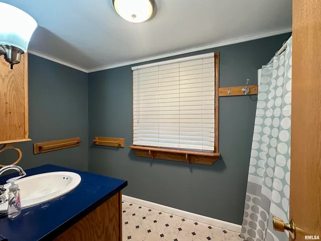 $150,000 | 626 Argyle Court, Clinton, IA 52732