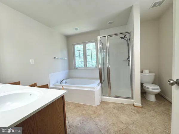 $385,000 | 309 Monroe Point Drive, Colonial Beach, VA 22443