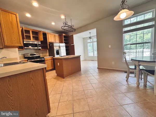 $385,000 | 309 Monroe Point Drive, Colonial Beach, VA 22443