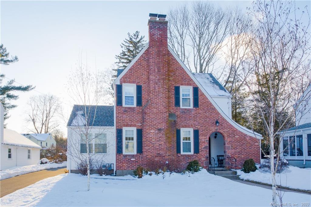 93 Garfield Road West Hartford, CT 06107 - Photo 1 of 1 Gallery Image 1