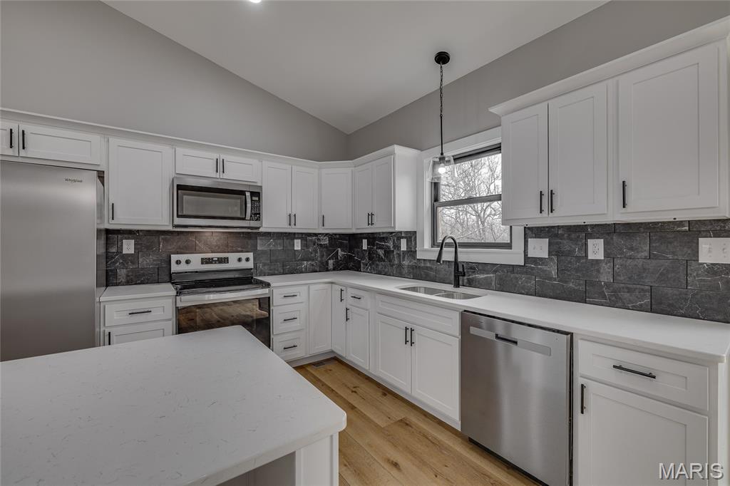 1774 Stoney Point Road Bonne Terre, MO 63628 - Photo 10 of 32