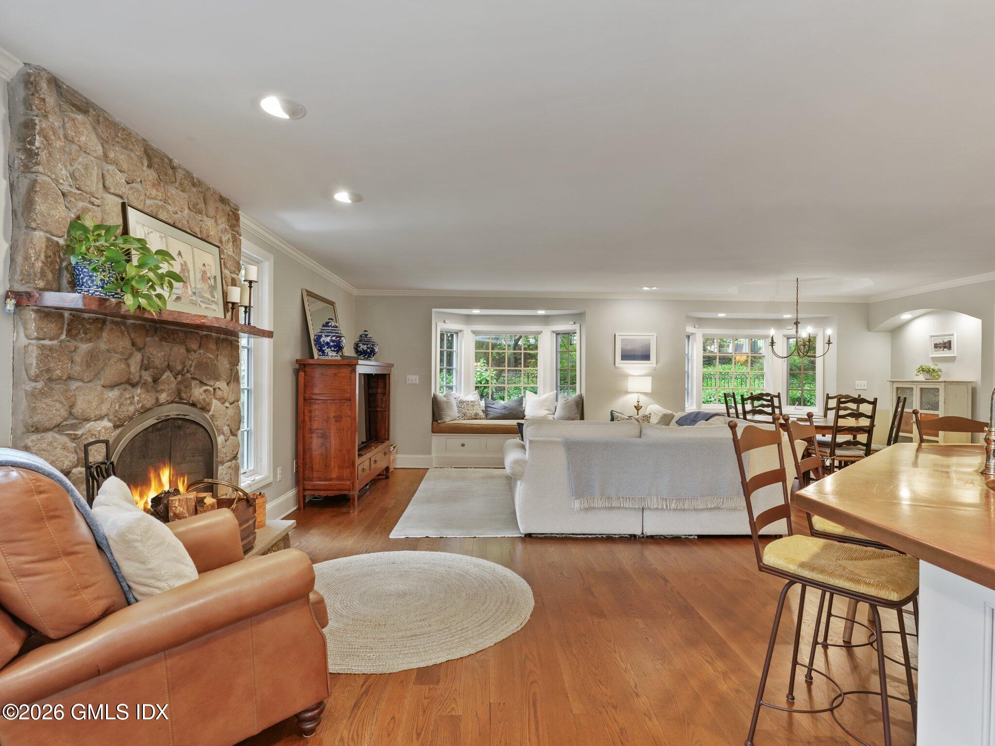 47 Owenoke Way Riverside, CT 06878 - Photo 17 of 42 16-web-or-mls-47-owenoke-way