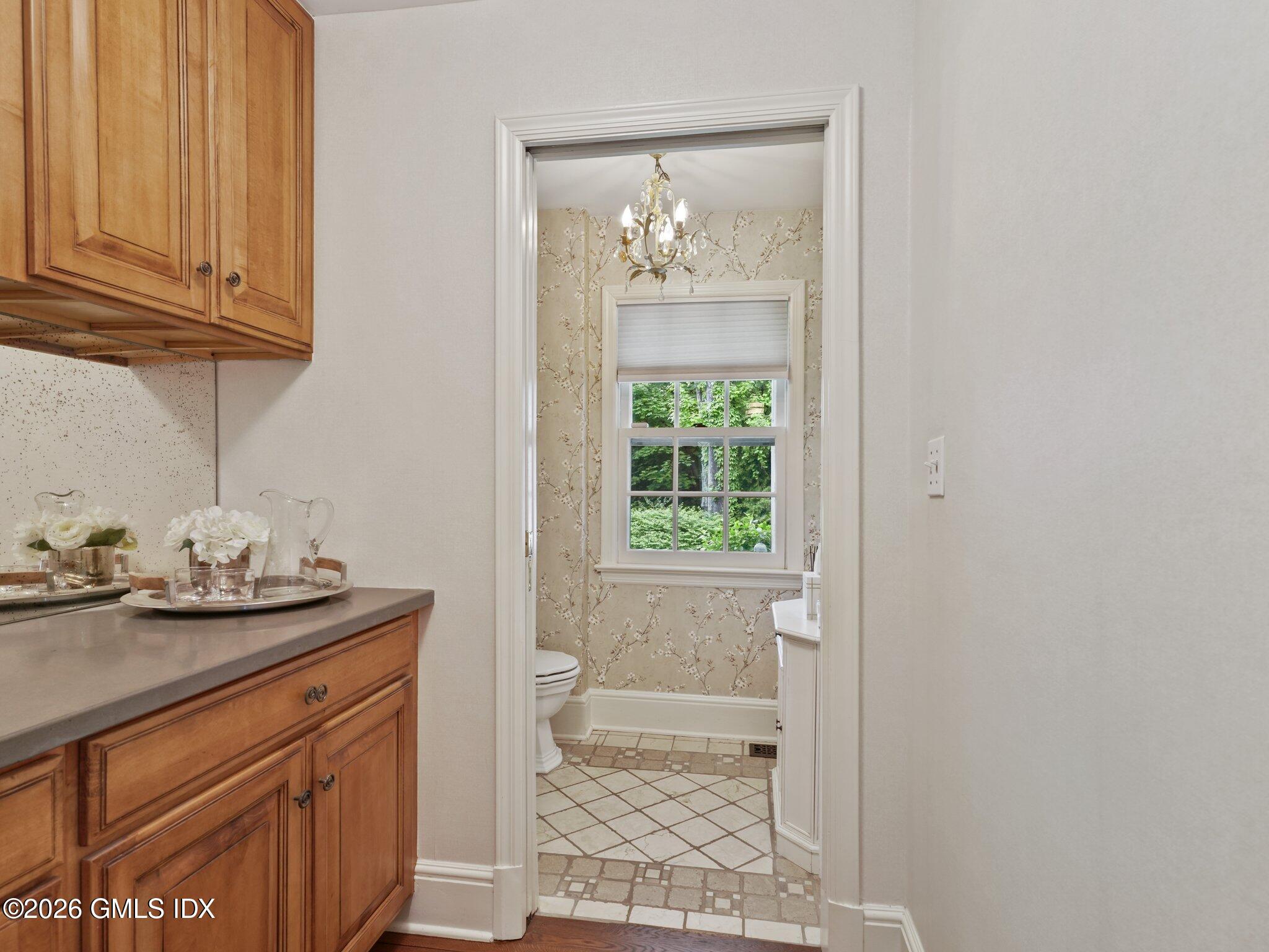 47 Owenoke Way Riverside, CT 06878 - Photo 21 of 42 20-web-or-mls-47-owenoke-way