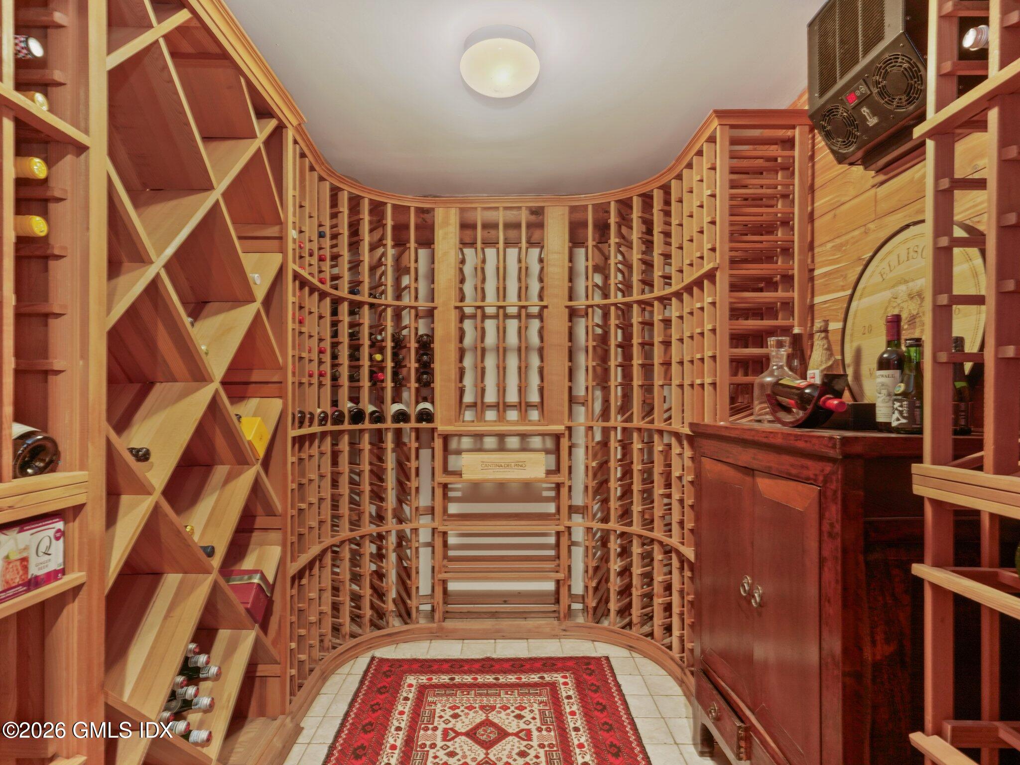 47 Owenoke Way Riverside, CT 06878 - Photo 34 of 42 33-web-or-mls-47-owenoke-way