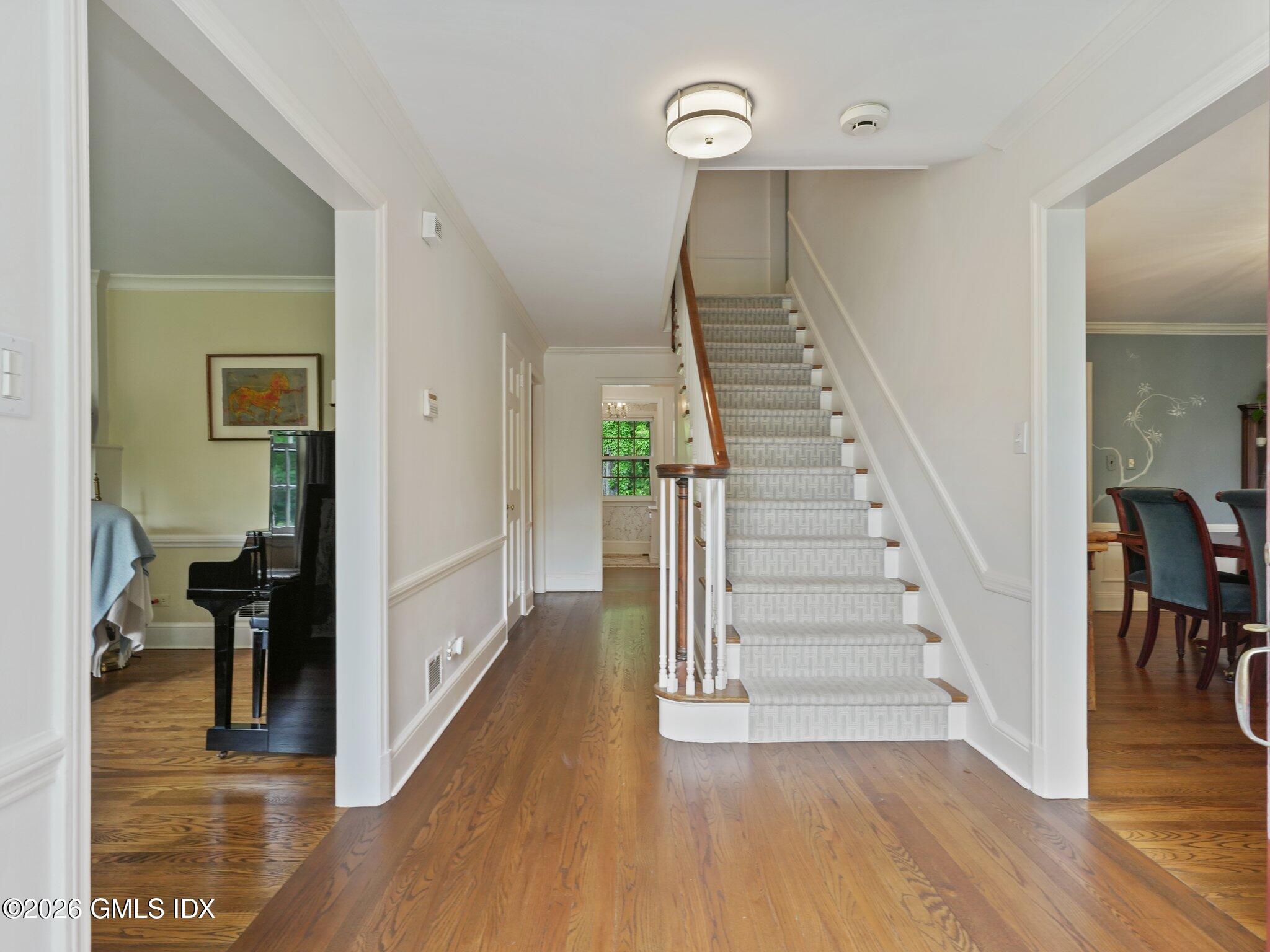 47 Owenoke Way Riverside, CT 06878 - Photo 4 of 42 3-web-or-mls-47-owenoke-way