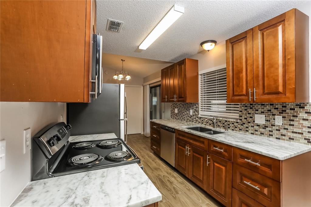 3321 Knightsbridge Road Orlando, FL 32818 - Photo 5 of 16